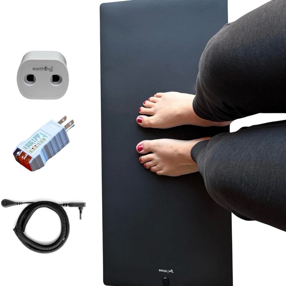 Earth Black Grounding Mat with Accessories
